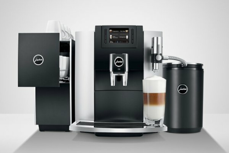 Ekspres do kawy JURA E8 Platinum
